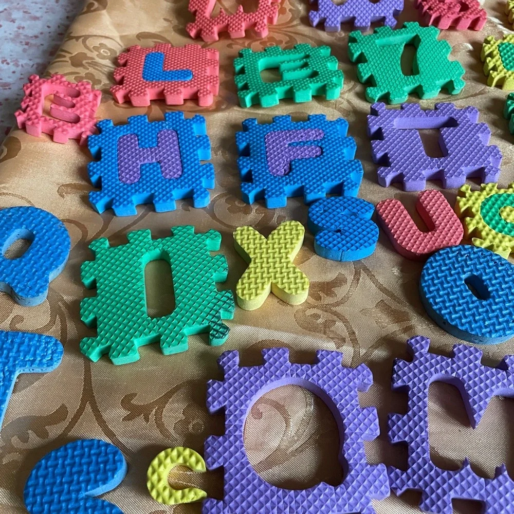 Interlocking Foam Alphabet & Number Play Mat Pieces - Multicolor